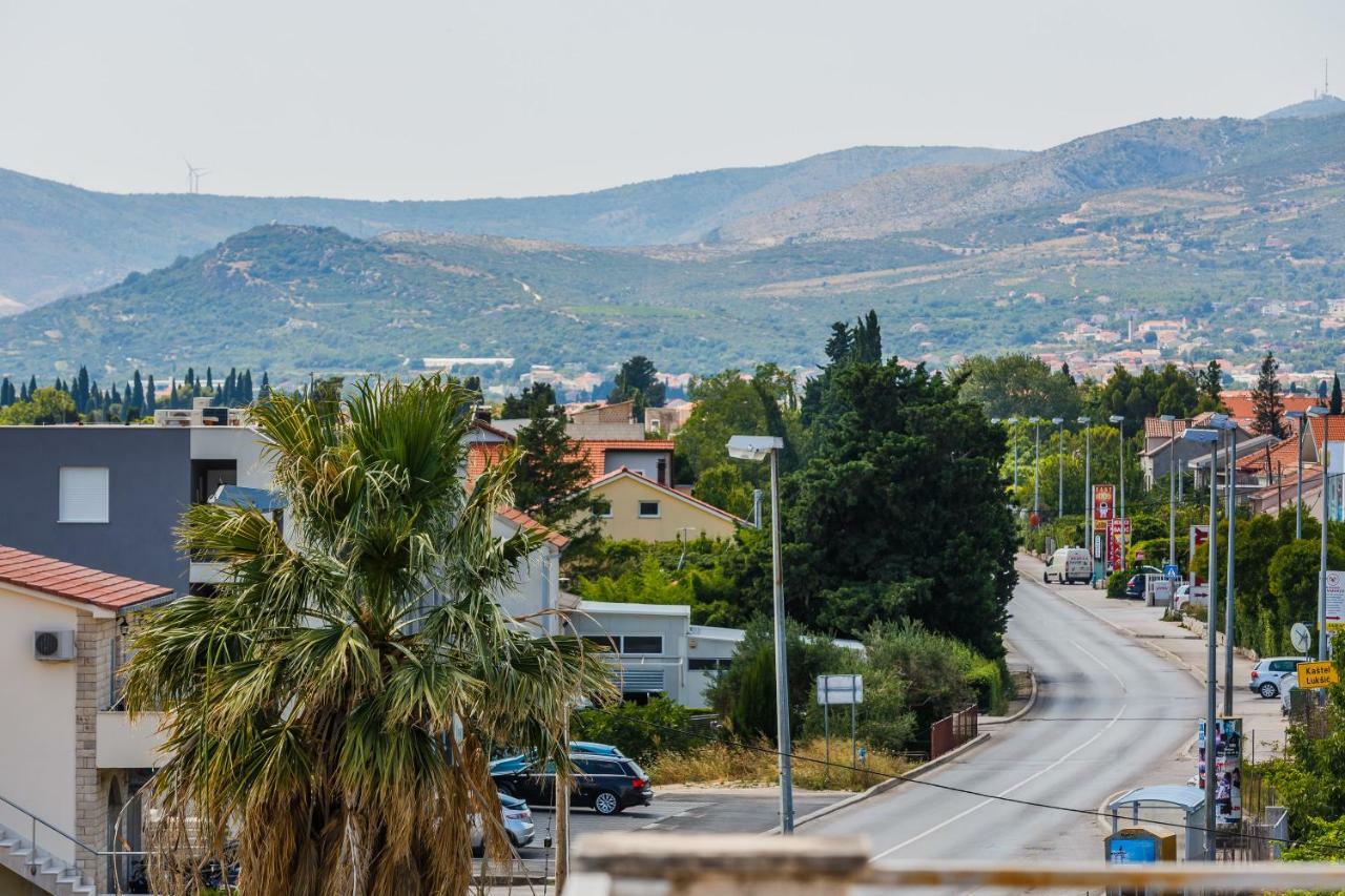 Apartman Lucija Kastela Exterior photo