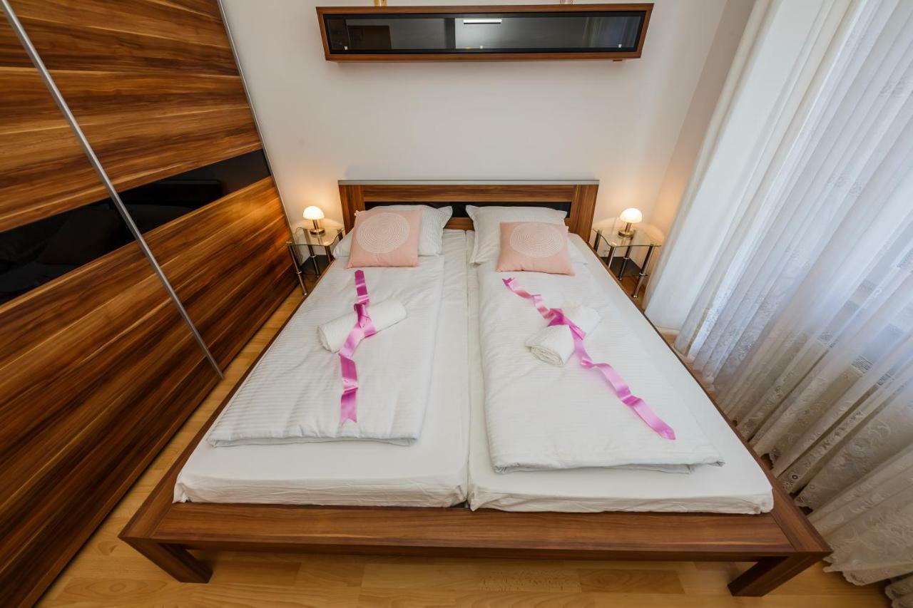 Apartman Lucija Kastela Exterior photo